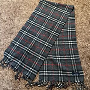 Burberry Cashmere Grey Plaid Scarf